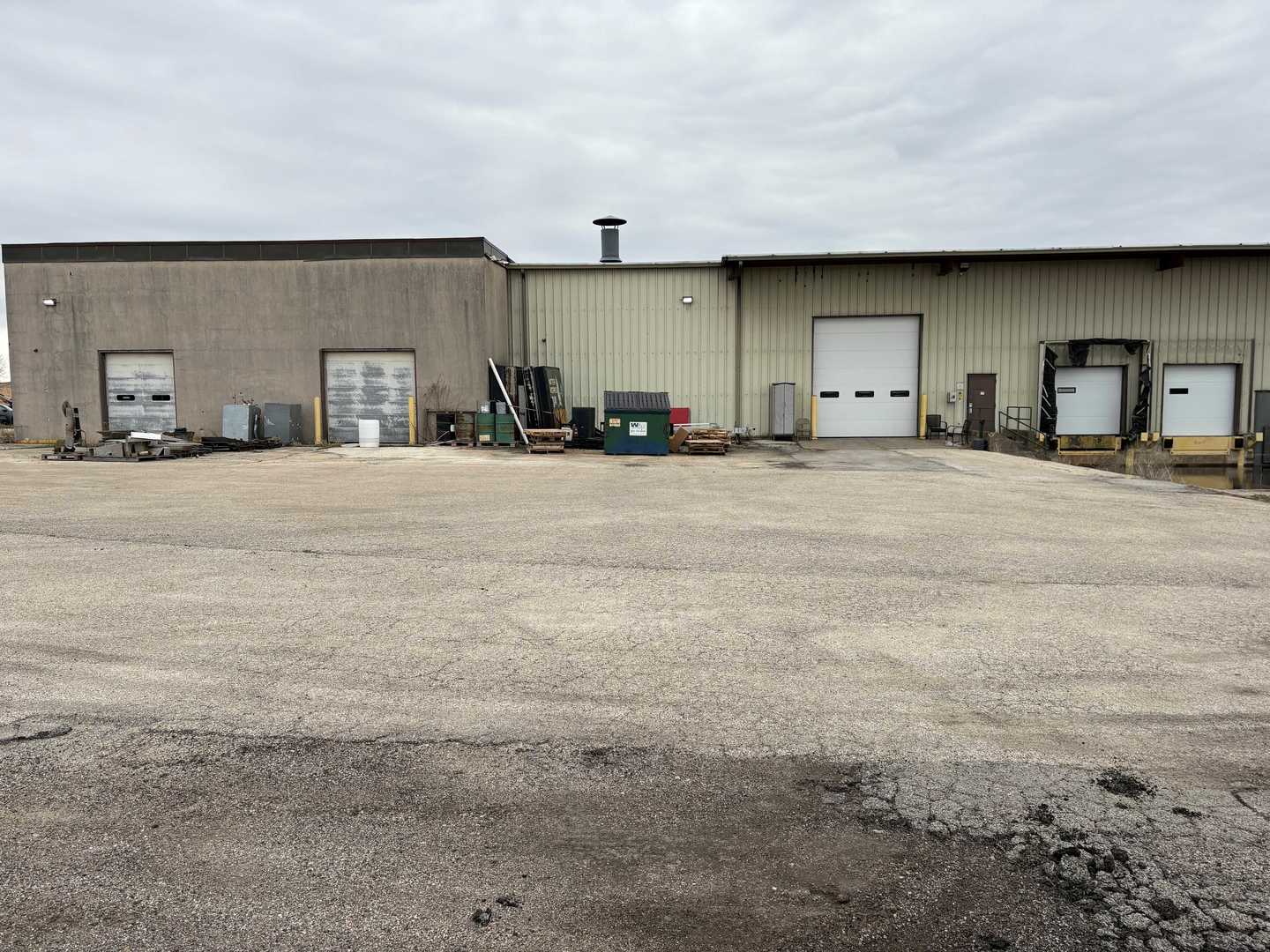 1835 Lacon Drive, Galesburg, IL