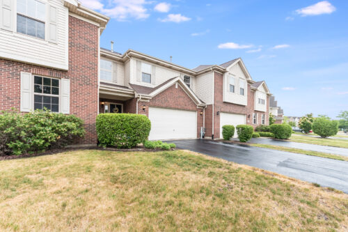 2768 Blakely Lane #2768, Naperville, IL