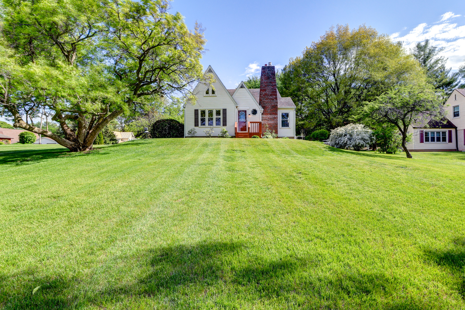 313 W 2nd Street, Prophetstown, IL