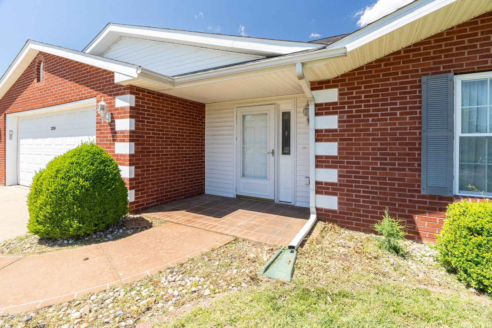 3206 Cherokee Drive, Marion, IL
