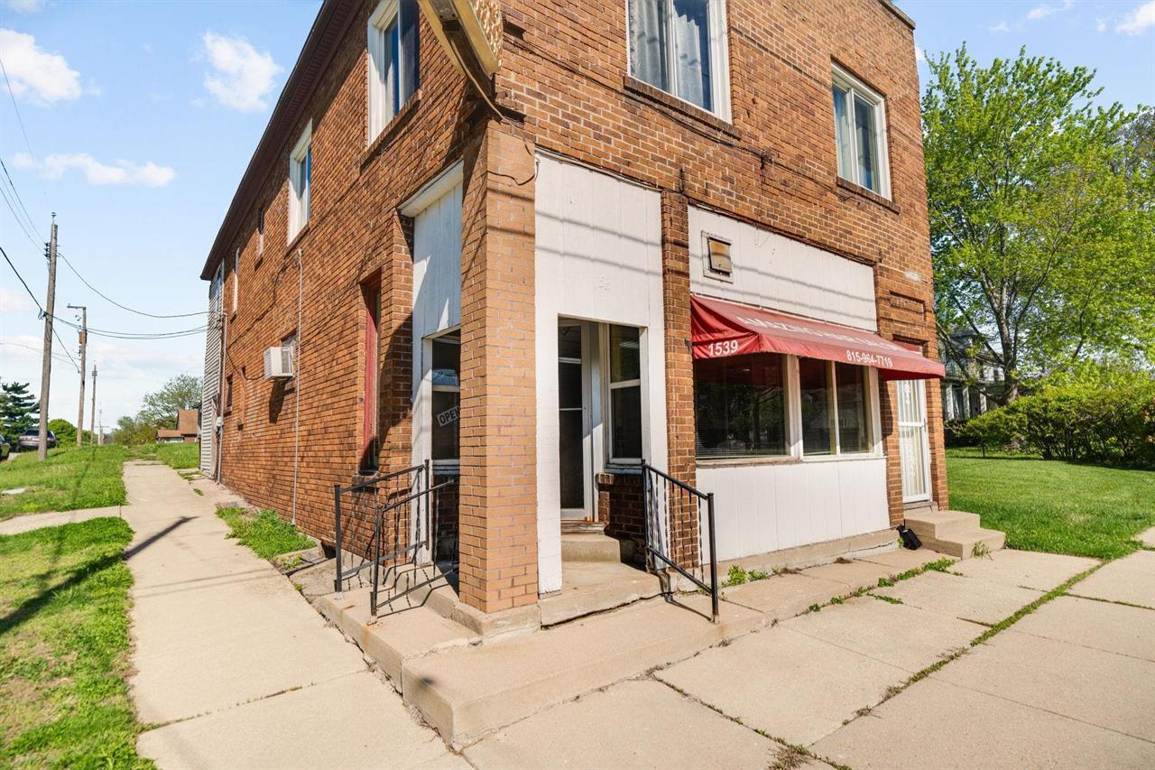 1539 Clifton Avenue, Rockford, IL