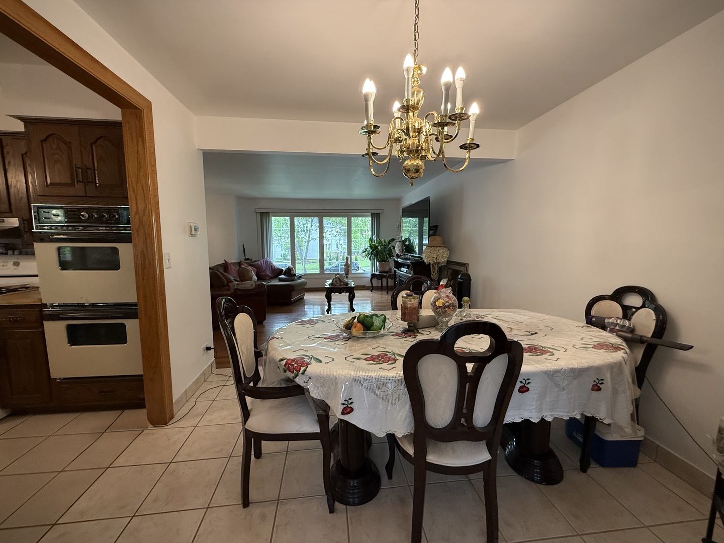 1560 Pamela Drive, Elgin, IL