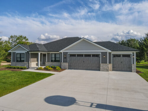 3172 Sun Valley Drive, Kankakee, IL