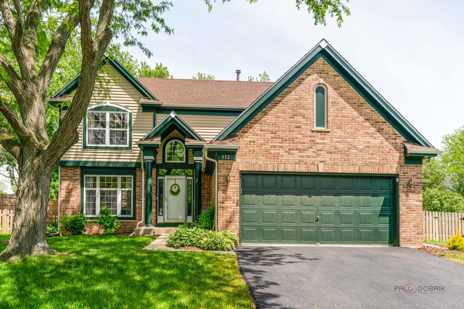 352 Fairfax Lane, Grayslake, IL