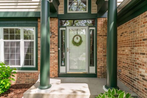 352 Fairfax Lane, Grayslake, IL