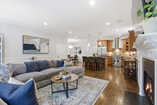 927 W George Street #2, Chicago, IL