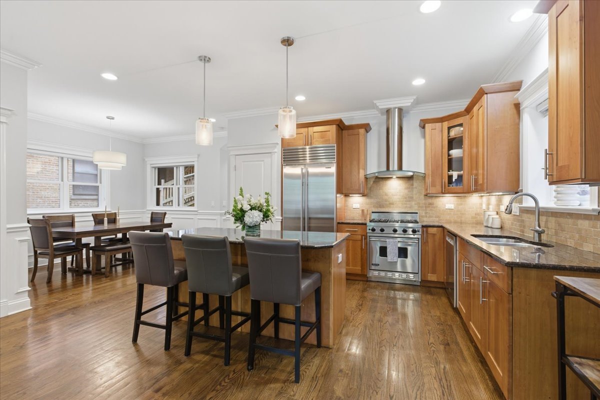 927 W George Street #2, Chicago, IL