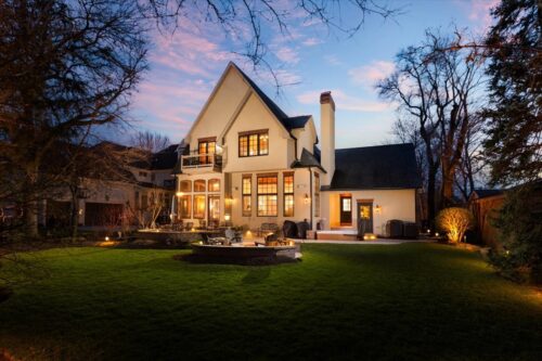 849 E Hillside Road, Naperville, IL