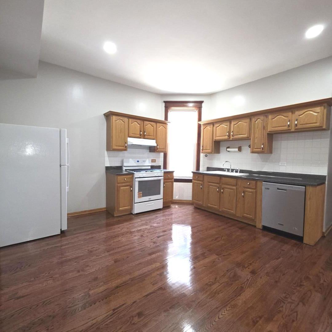 2624 W Walton Street #1, Chicago, IL