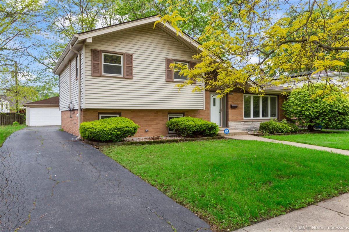 17028 Evans Drive, South Holland, IL