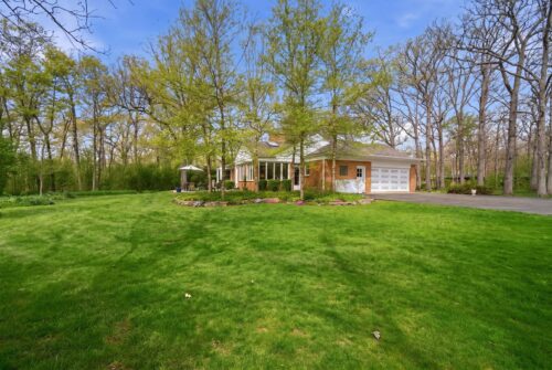 880 Hiawatha Lane, Riverwoods, IL