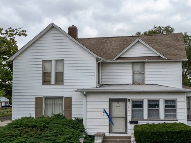220 W 8th Street, Kewanee, IL