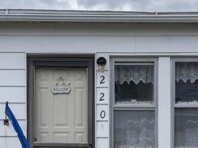 220 W 8th Street, Kewanee, IL
