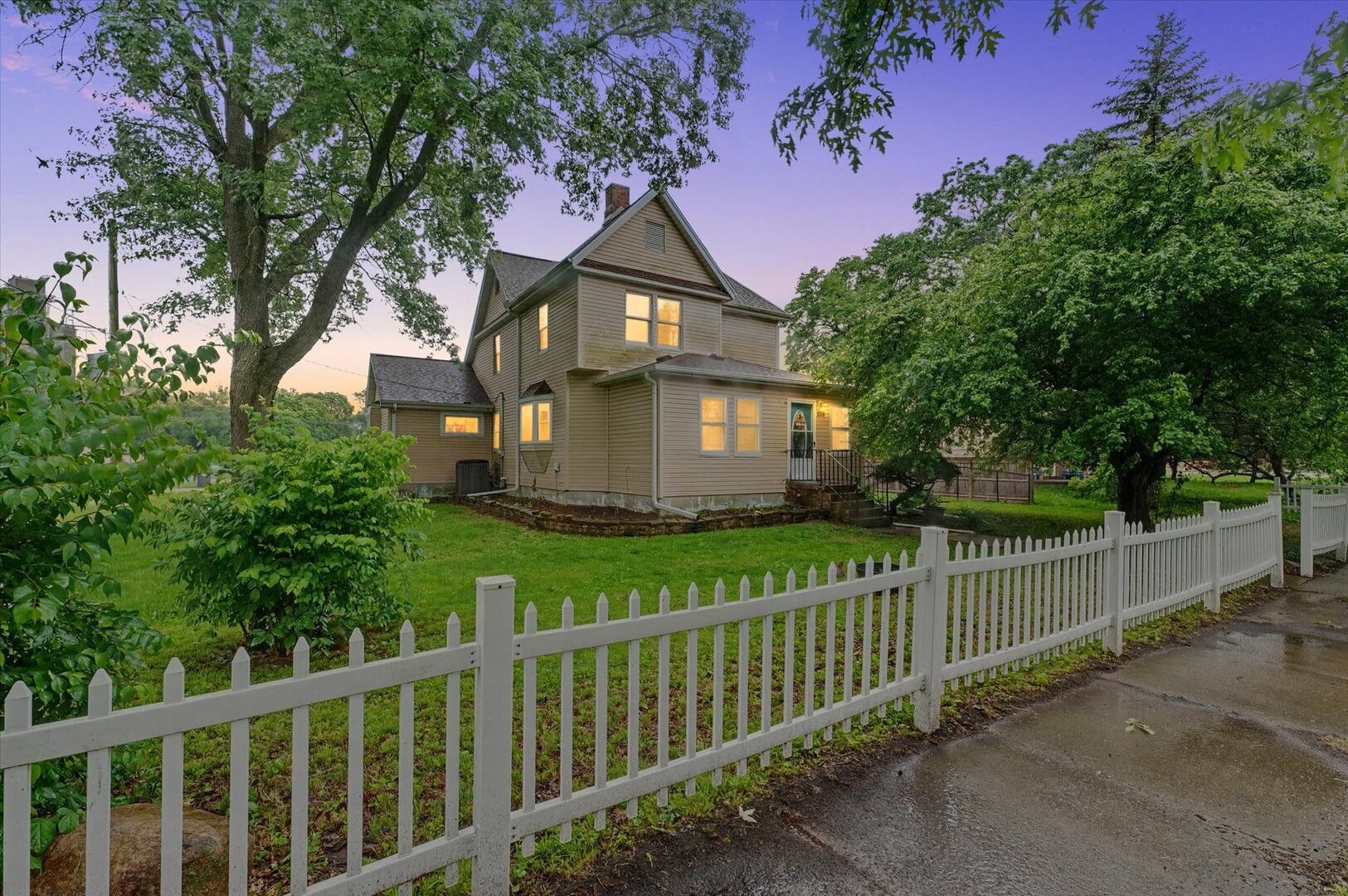 215 E Reynolds Street, Tolono, IL