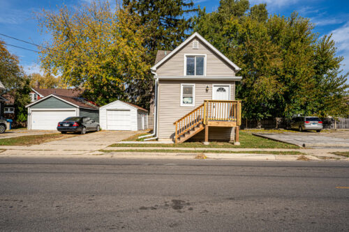 570 5TH Avenue, Aurora, IL