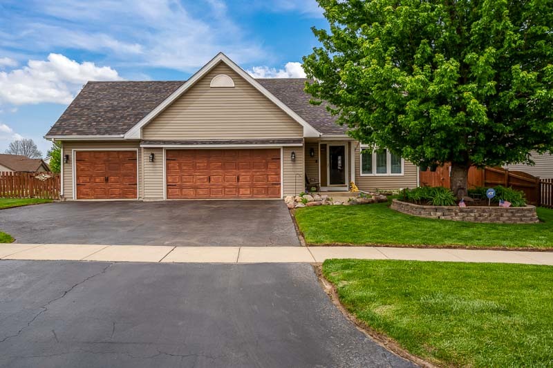 1900 Wycliffe Street, Belvidere, IL