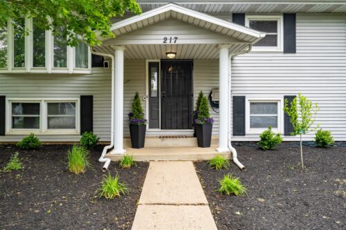 217 INDIAN CREEK Drive, Pekin, IL