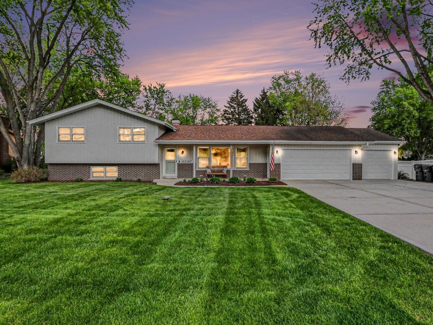 10S287 Alma Lane, Naperville, IL