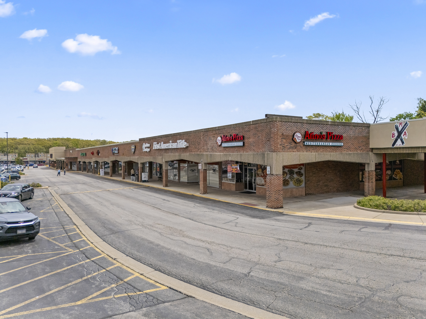 8711 W 95 Street, Hickory Hills, IL