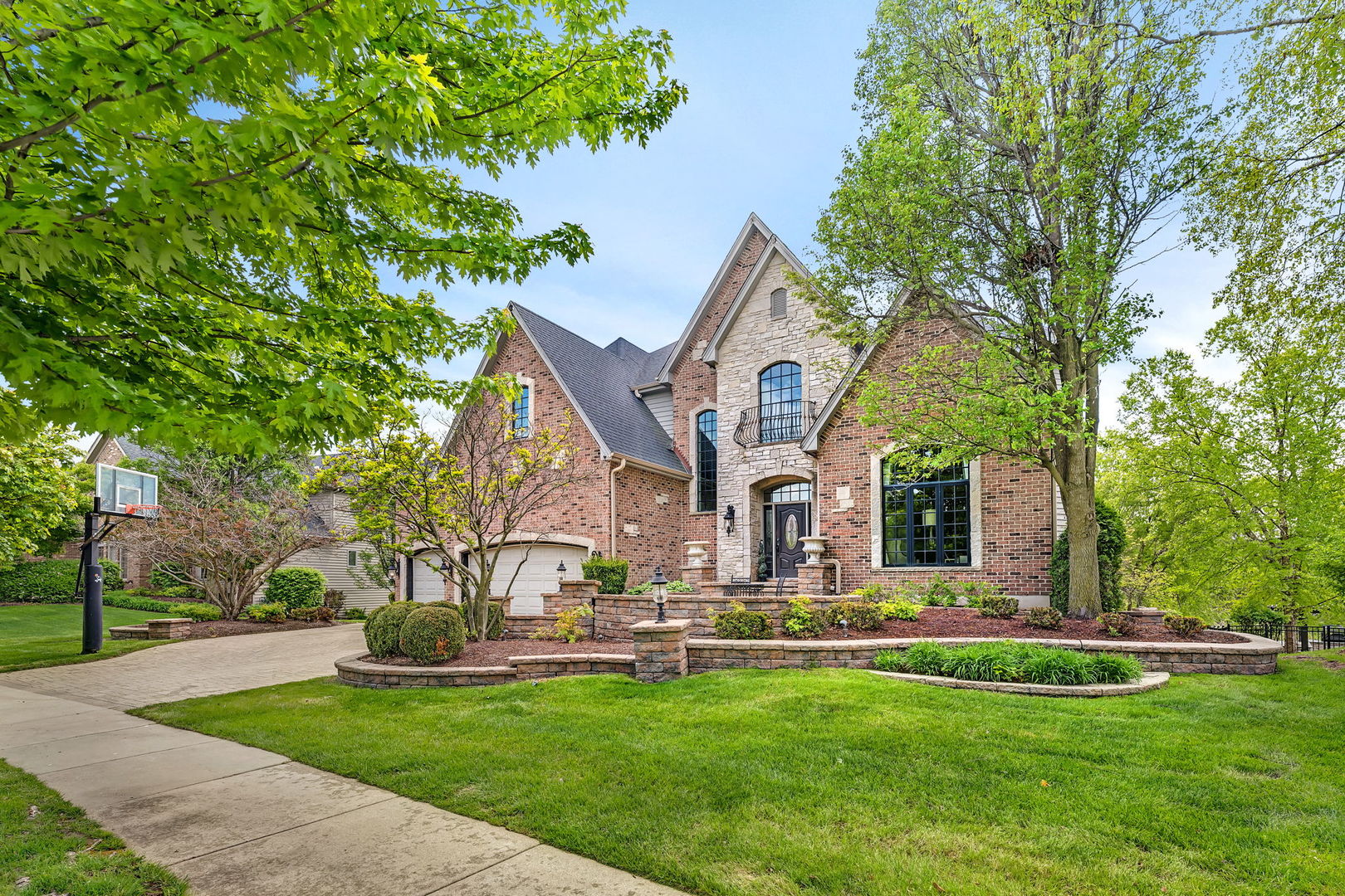 3711 Timber Creek Lane, Naperville, IL