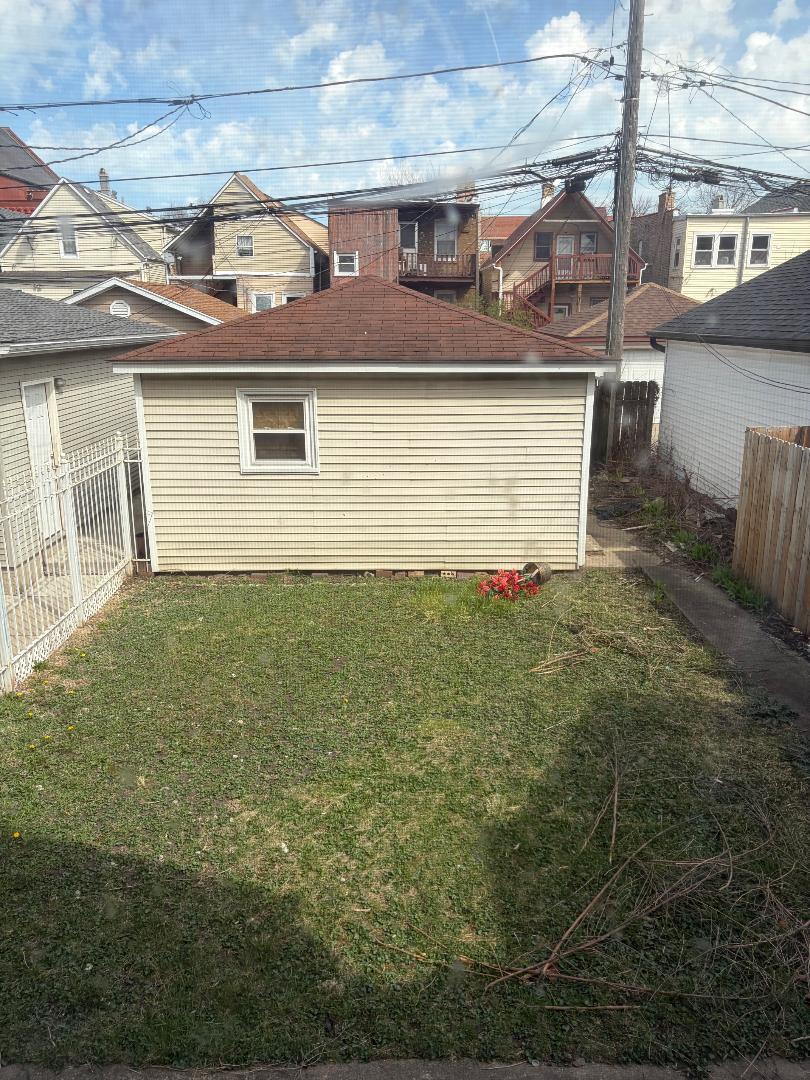 2915 N Spaulding Avenue, Chicago, IL