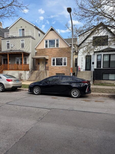 2915 N Spaulding Avenue, Chicago, IL