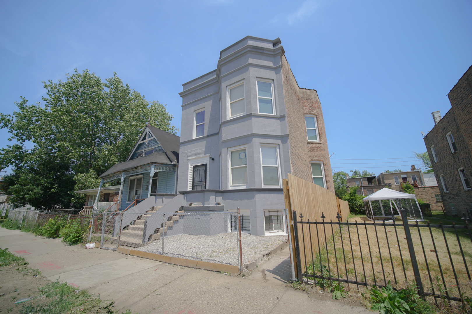 6333 S Racine Avenue, Chicago, IL