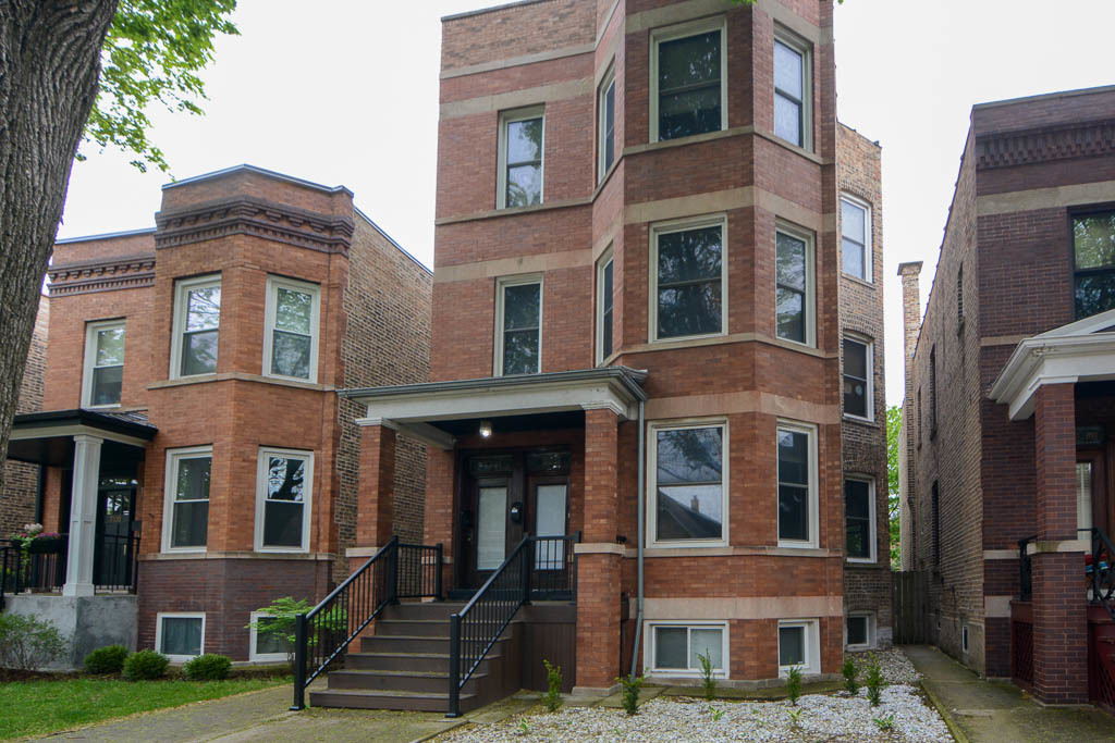 3531 N Bell Avenue #1, Chicago, IL