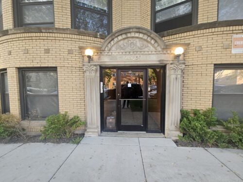 2448 W Catalpa Avenue #2, Chicago, IL
