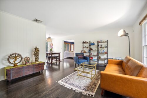 853 Happ Road, Northfield, IL