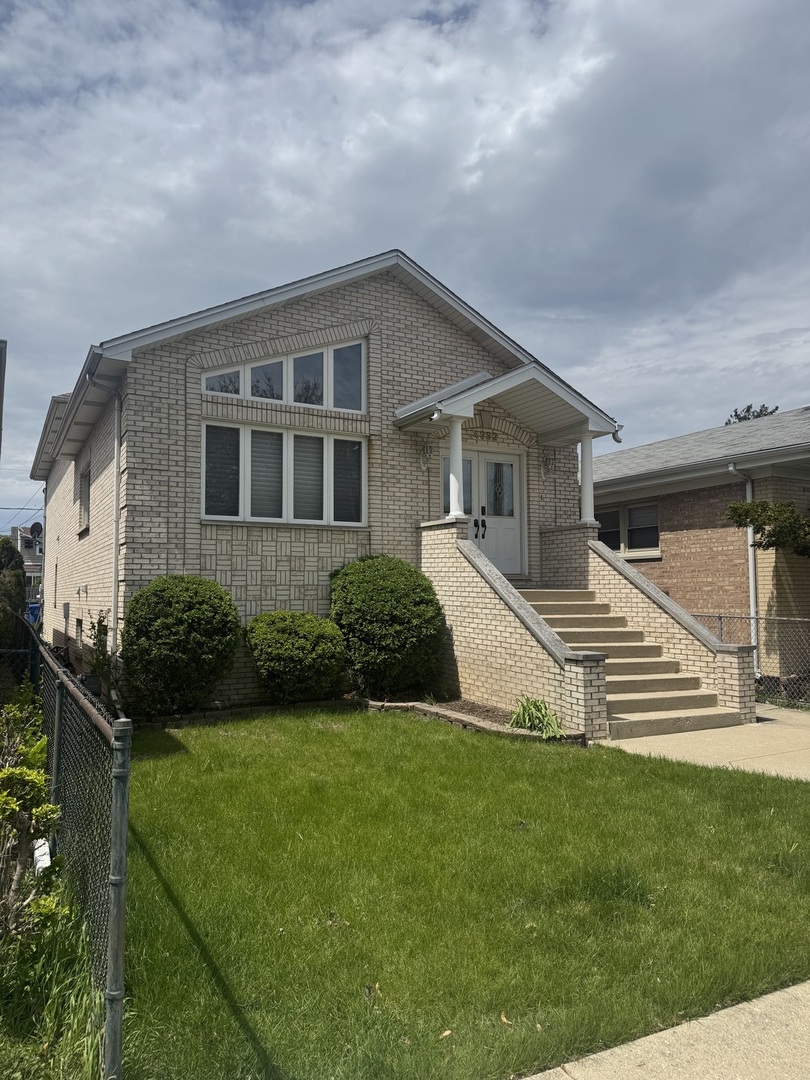 4332 Rutherford Avenue, Harwood Heights, IL