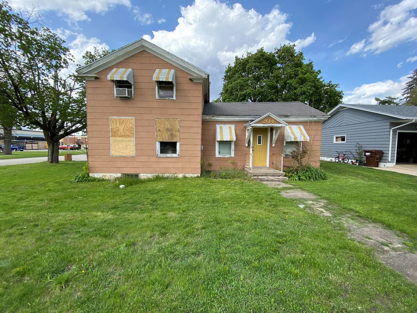 204 E Washington Street, Marengo, IL
