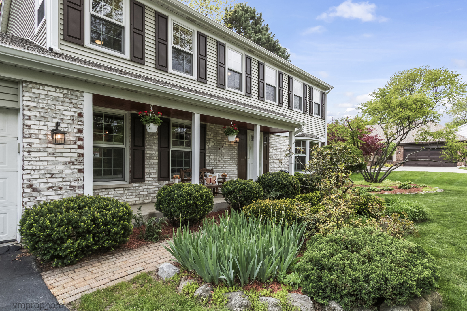 1059 W Chatham Drive, Palatine, IL