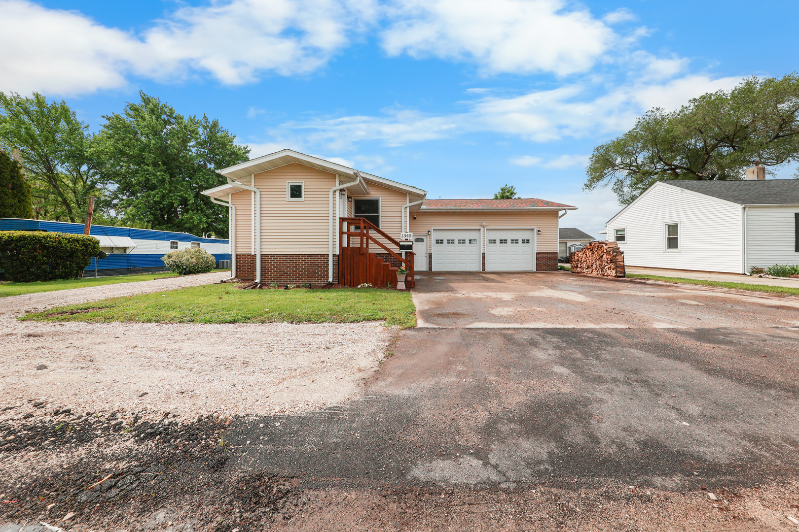 1345 Washington Street, Marseilles, IL