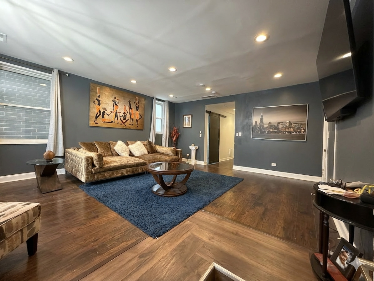 4829 S CHAMPLAIN Avenue, Chicago, IL