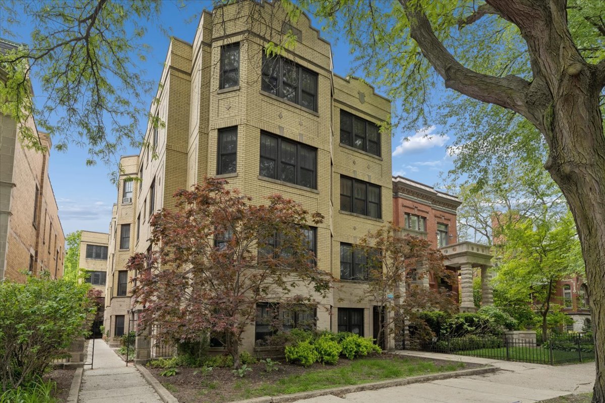 2125 W Pierce Avenue #1B, Chicago, IL