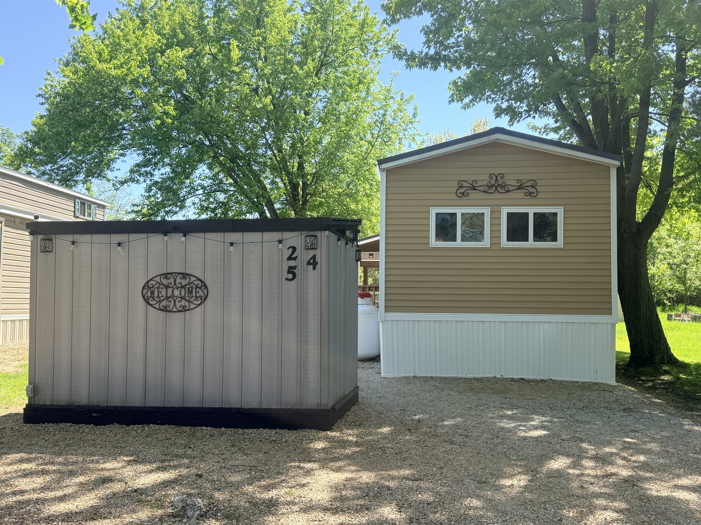 25-4 Woodhaven Lakes, Sublette, IL