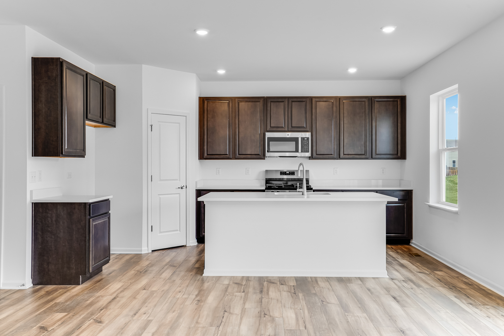 311 Twinleaf Trail, Yorkville, IL