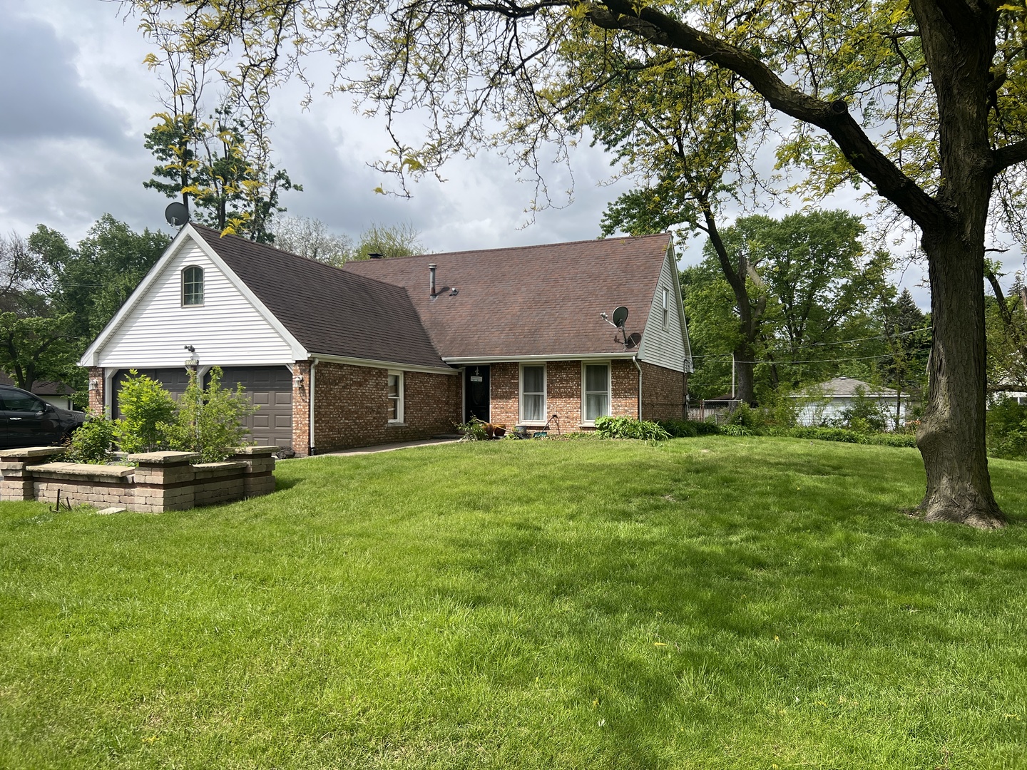 17208 Loomis Avenue, East Hazel Crest, IL