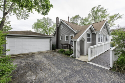 532 N Prospect Drive, Round Lake Park, IL