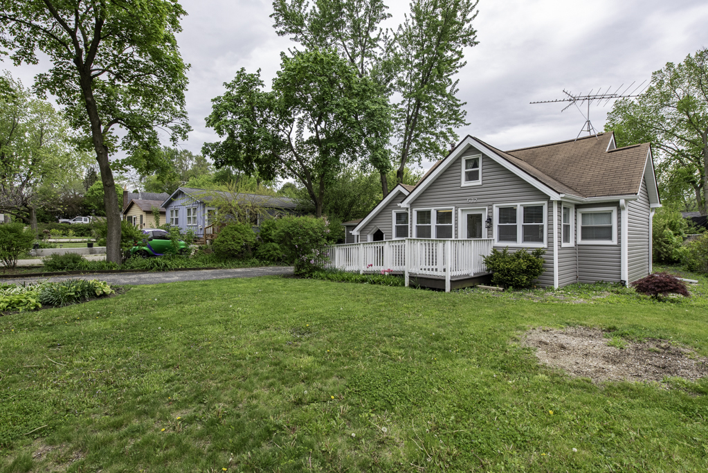 532 N Prospect Drive, Round Lake Park, IL