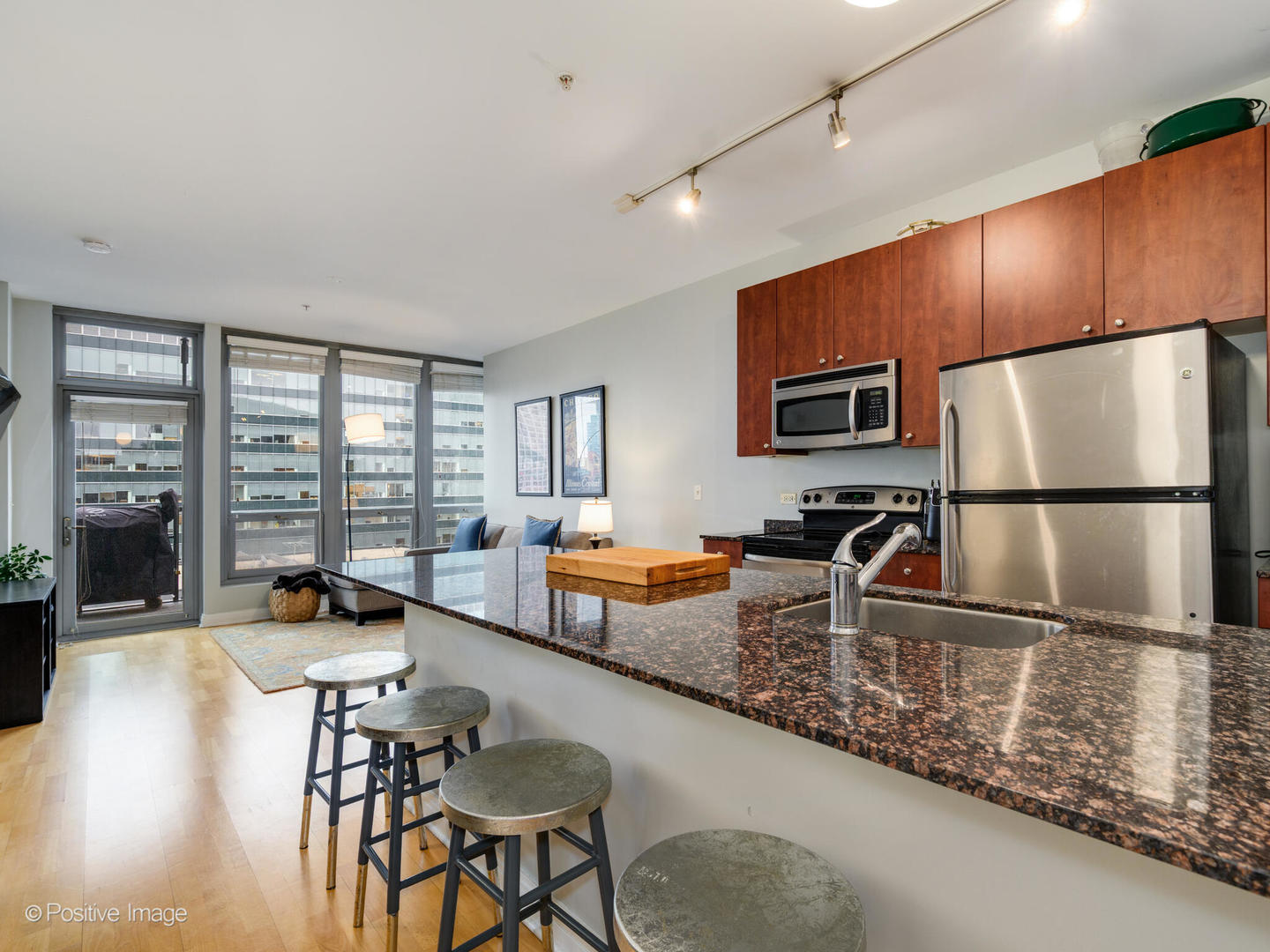 565 W QUINCY Street #1602, Chicago, IL