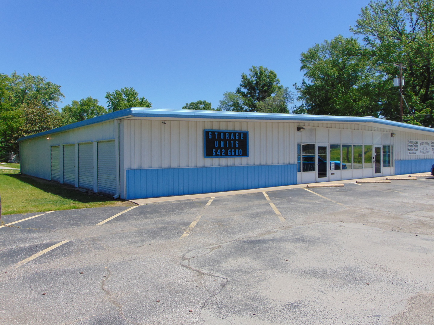 205 E Randolph Street, Pinckneyville, IL