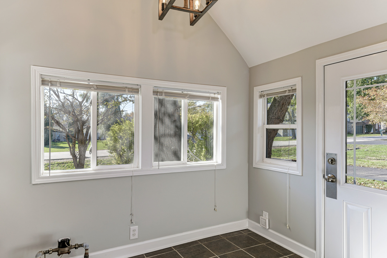 6508 Main Street, Downers Grove, IL