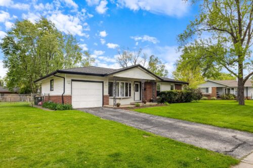948 Carswell Court, Elk Grove Village, IL