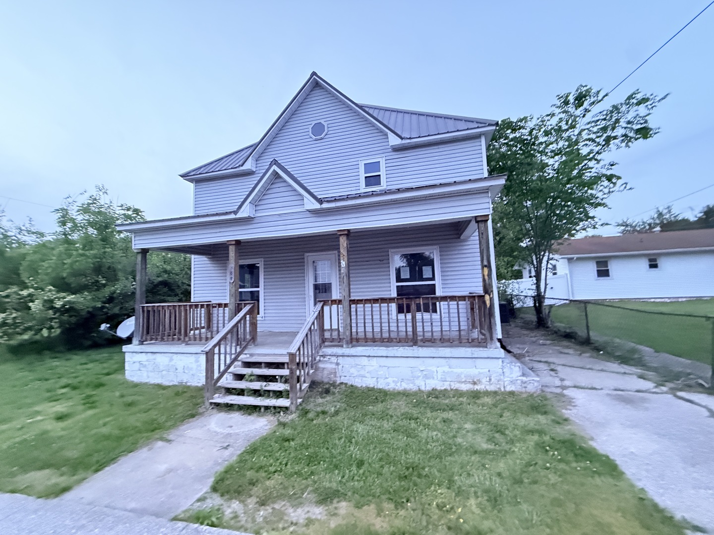 208 W Oak Street, Carrier Mills, IL