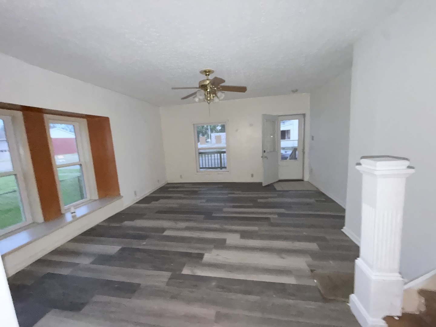 208 W Oak Street, Carrier Mills, IL