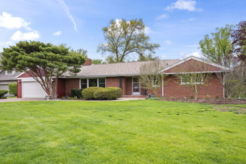 412 W Camp McDonald Road, Prospect Heights, IL