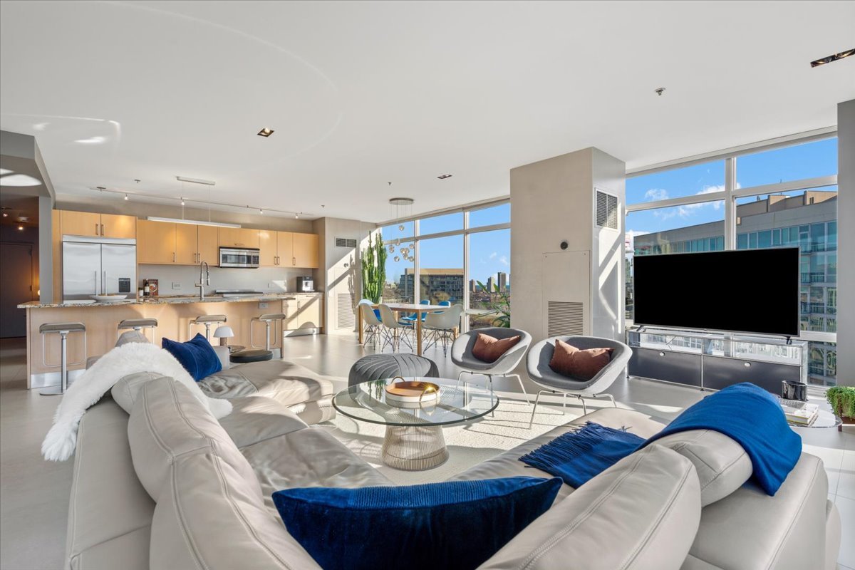 510 W Erie Street #1801, Chicago, IL