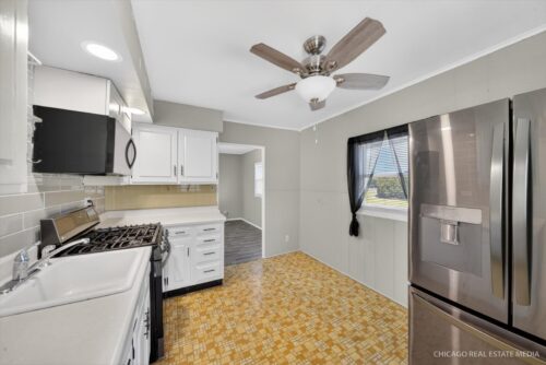 1185 S Edgewood Avenue, Lombard, IL